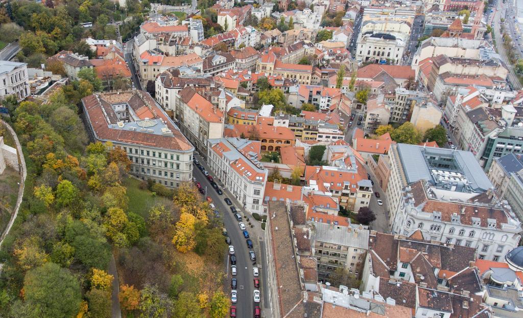 Sous Le Chateau Apartament